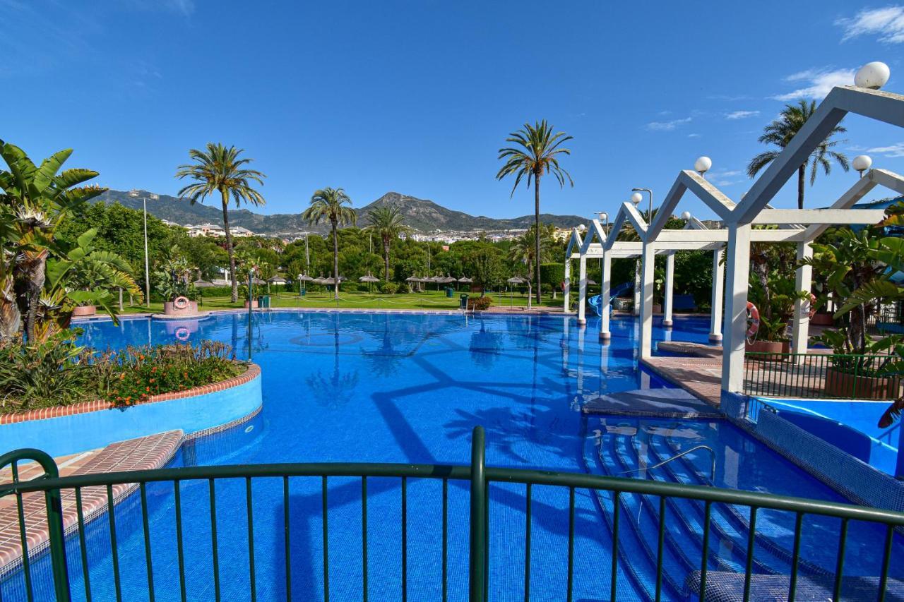Benal Beach, Luxury Sea & Mountain View Beachside 1 Bedroom Apartment Benalmádena Dış mekan fotoğraf